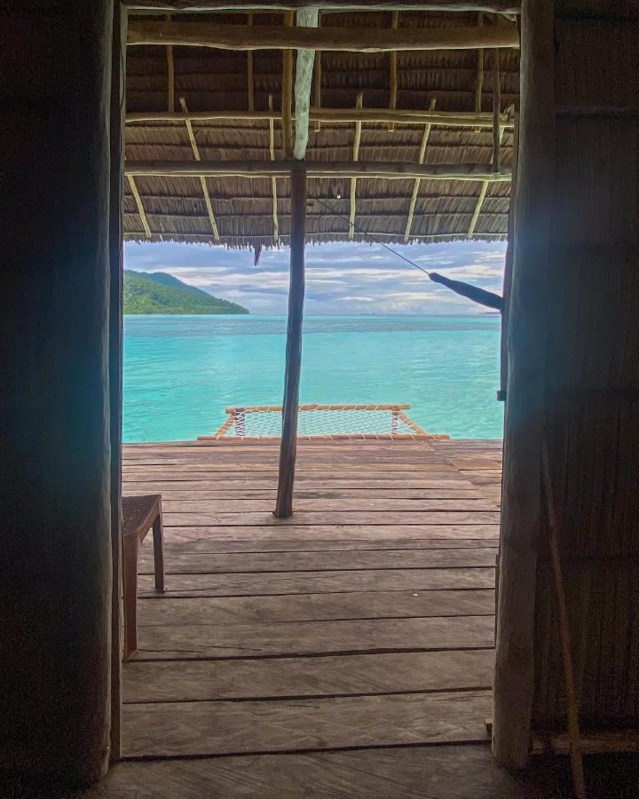 Kri Raja Ampat Bungalows Экстерьер фото